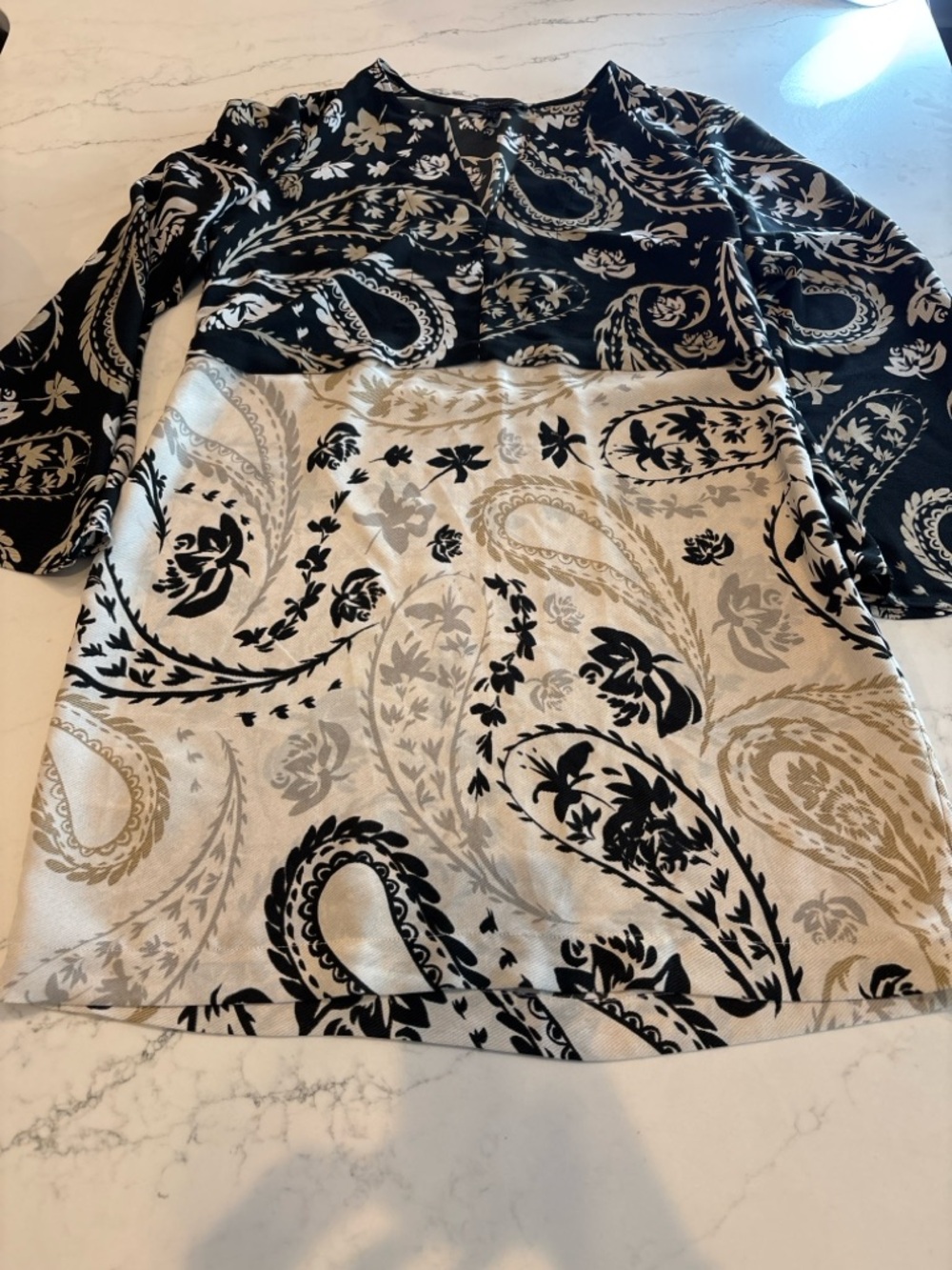 BCBGMaxAzria Black and Cream Paisley V-Neck Shift Dress - Picture 2 of 7